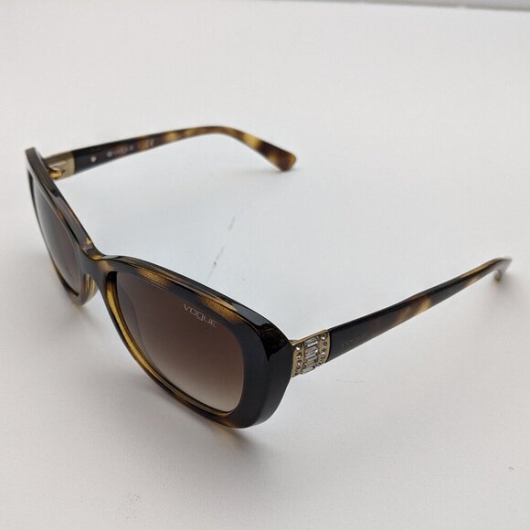 🕶️ Vogue VO2943-SB W656/13 Cat Eye Sunglasses 55/17-135 / JLE339 🕶️​ - Picture 3 of 8